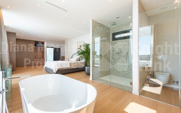 Property slide 21