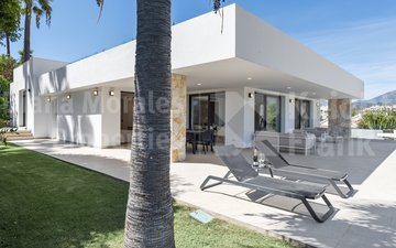 Property slide 33