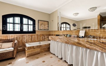 Property slide 17