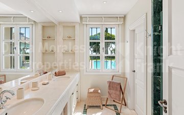 Property slide 16