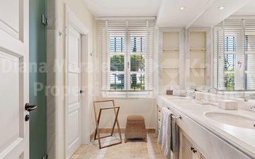 Property slide 18