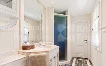 Property slide 17