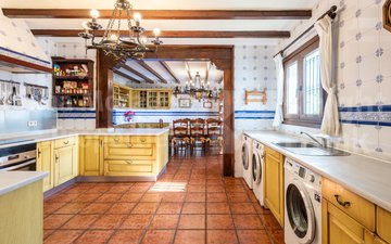 Property slide 22