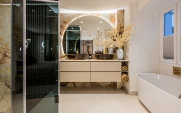 Property slide 18