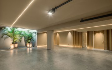 Property slide 20