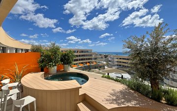 Property slide 22