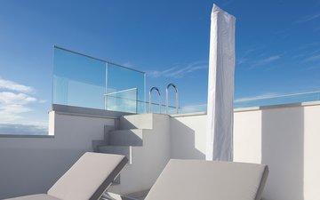 Property slide 21