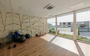 Property slide 24