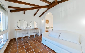 Property slide 19