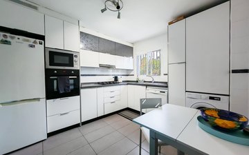 Property slide 5