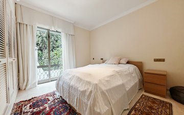Property slide 19