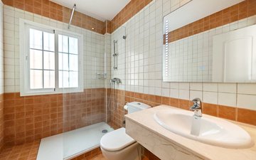 Property slide 18