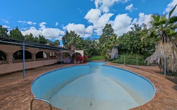 Property slide 15