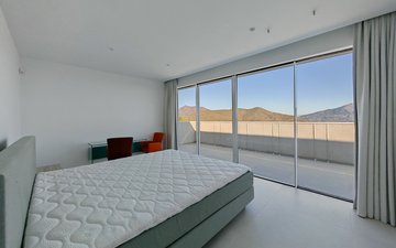 Property slide 20