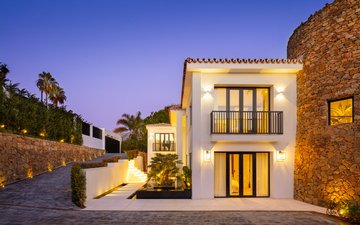 Property slide 23