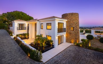 Property slide 21