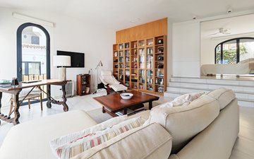Property slide 8