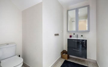 Property slide 7