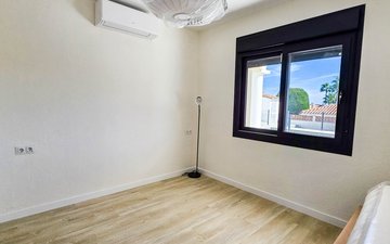 Slajd nieruchomości 22