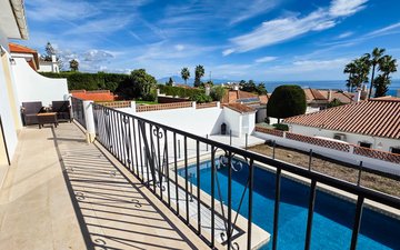 Slajd nieruchomości 37