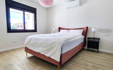 Slajd nieruchomości 23