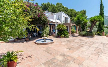 Slajd nieruchomości 10