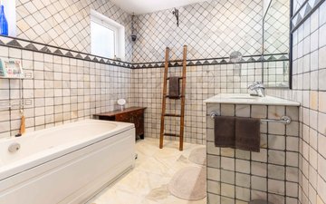 Slajd nieruchomości 4