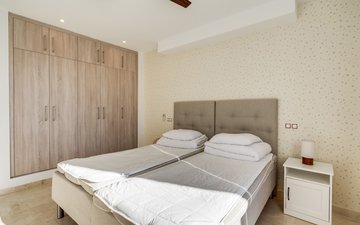 Property slide 12