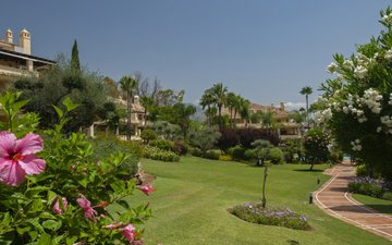 Property slide 19