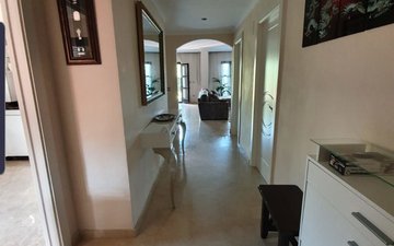 Eigenschaftsfolie 18