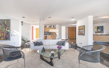 Property slide 25