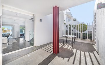 Property slide 18