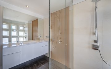 Property slide 40
