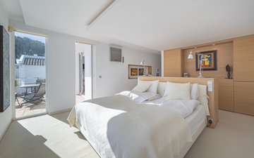 Property slide 50