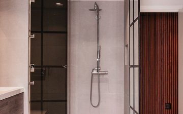 Eigenschaftsfolie 18