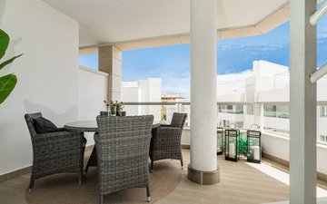 Eigenschaftsfolie 23