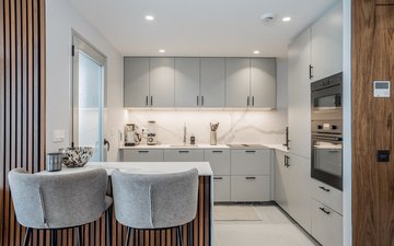 Eigenschaftsfolie 11