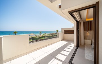 Property slide 10