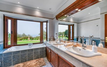 Property slide 20