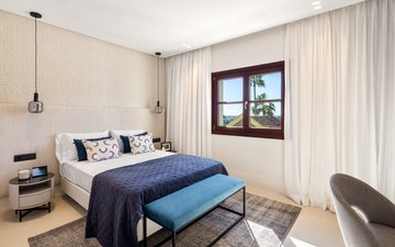 Property slide 18