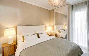 Property slide 16