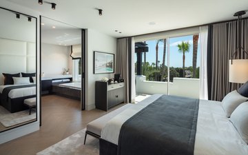 Property slide 18