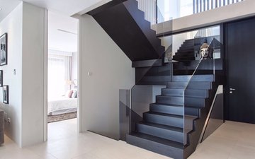 Slajd nieruchomości 44