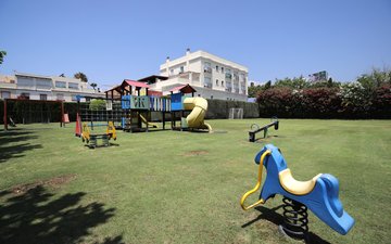Property slide 31