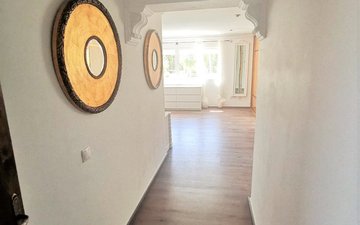 Property slide 22