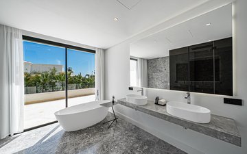Property slide 10