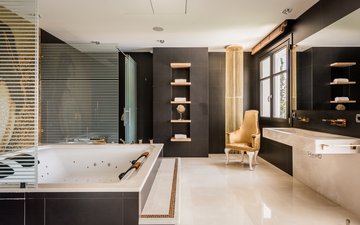 Property slide 10