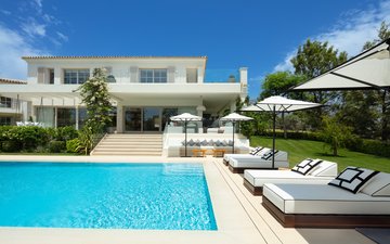 Property slide 38