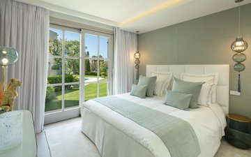 Property slide 21