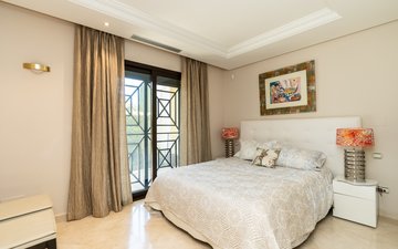Property slide 25